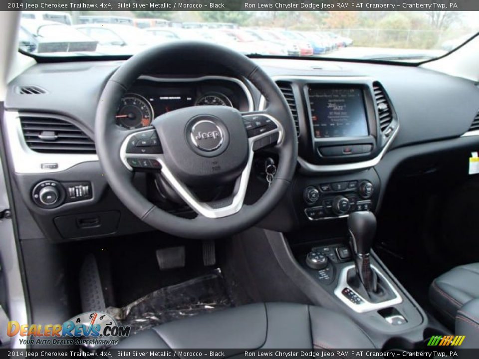 Dashboard of 2014 Jeep Cherokee Trailhawk 4x4 Photo #12