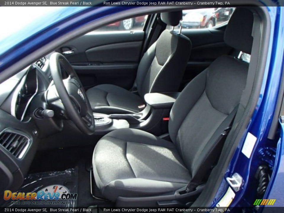 Black Interior - 2014 Dodge Avenger SE Photo #10