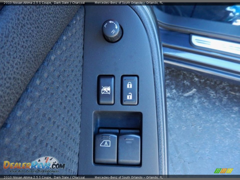 2010 Nissan Altima 2.5 S Coupe Dark Slate / Charcoal Photo #15
