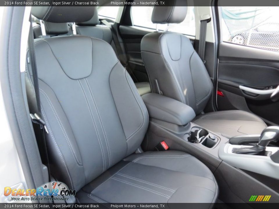 2014 Ford Focus SE Sedan Ingot Silver / Charcoal Black Photo #20