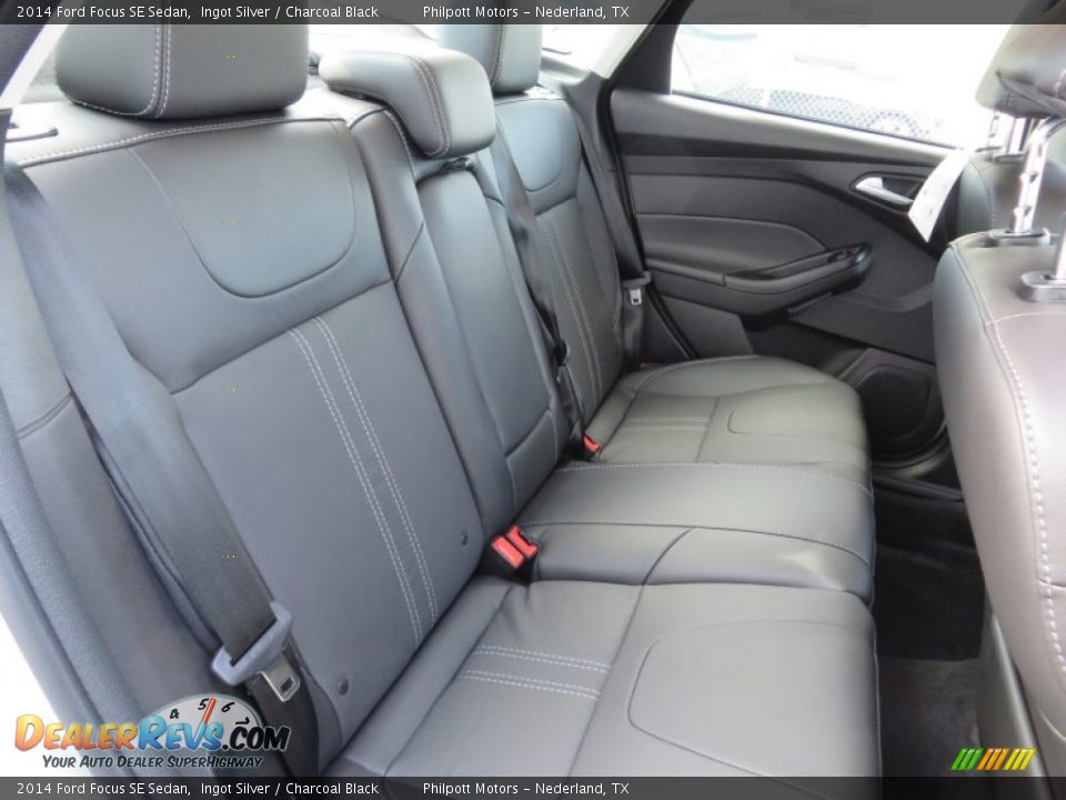 Rear Seat of 2014 Ford Focus SE Sedan Photo #22