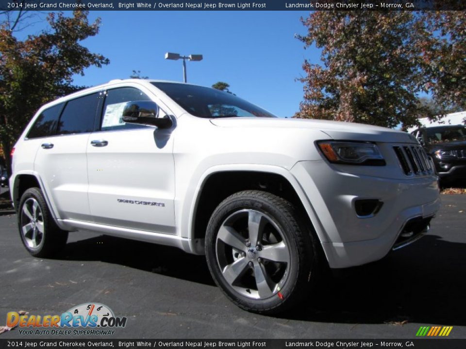 2014 Jeep Grand Cherokee Overland Bright White / Overland Nepal Jeep Brown Light Frost Photo #4