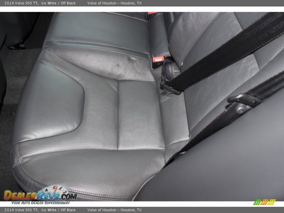 2014 Volvo S60 T5 Ice White / Off Black Photo #24