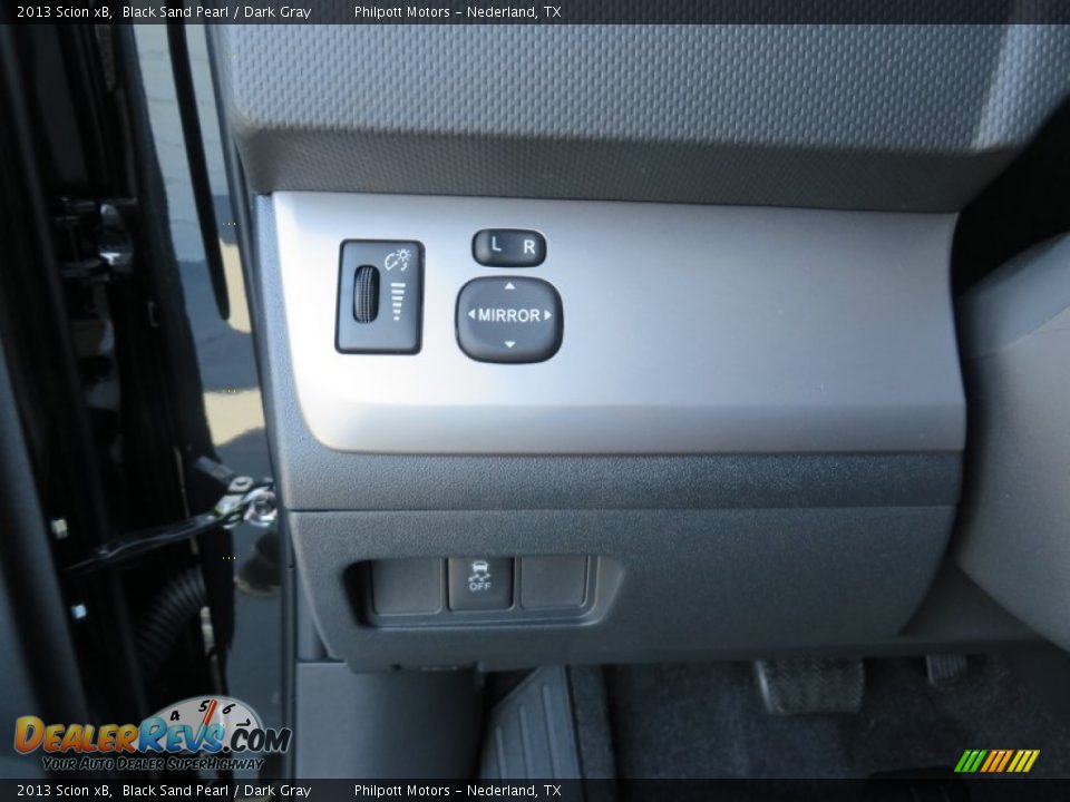 2013 Scion xB Black Sand Pearl / Dark Gray Photo #32