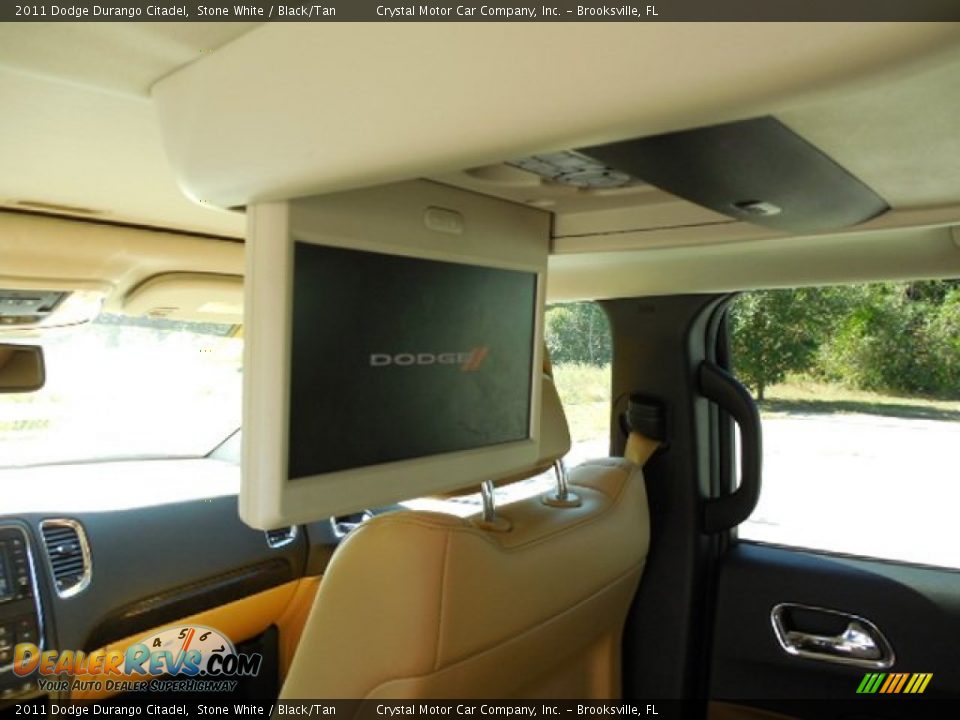 2011 Dodge Durango Citadel Stone White / Black/Tan Photo #8