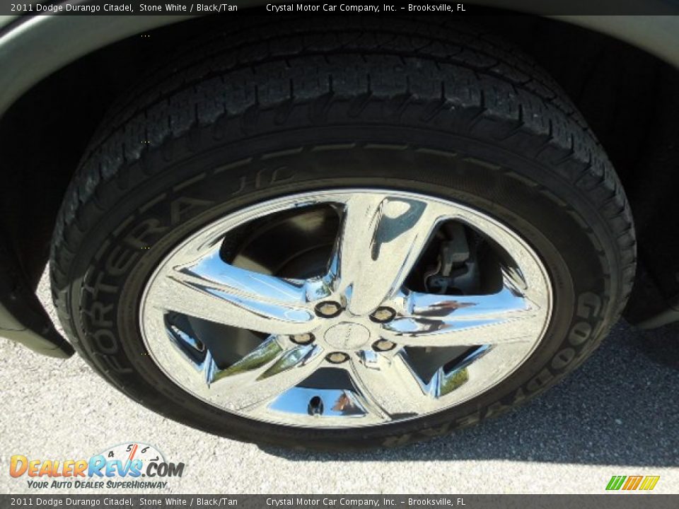 2011 Dodge Durango Citadel Stone White / Black/Tan Photo #17