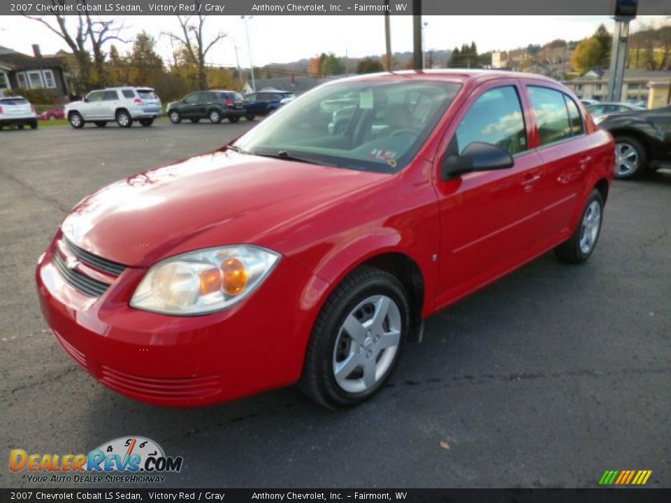 2007 Chevrolet Cobalt LS Sedan Victory Red / Gray Photo #3