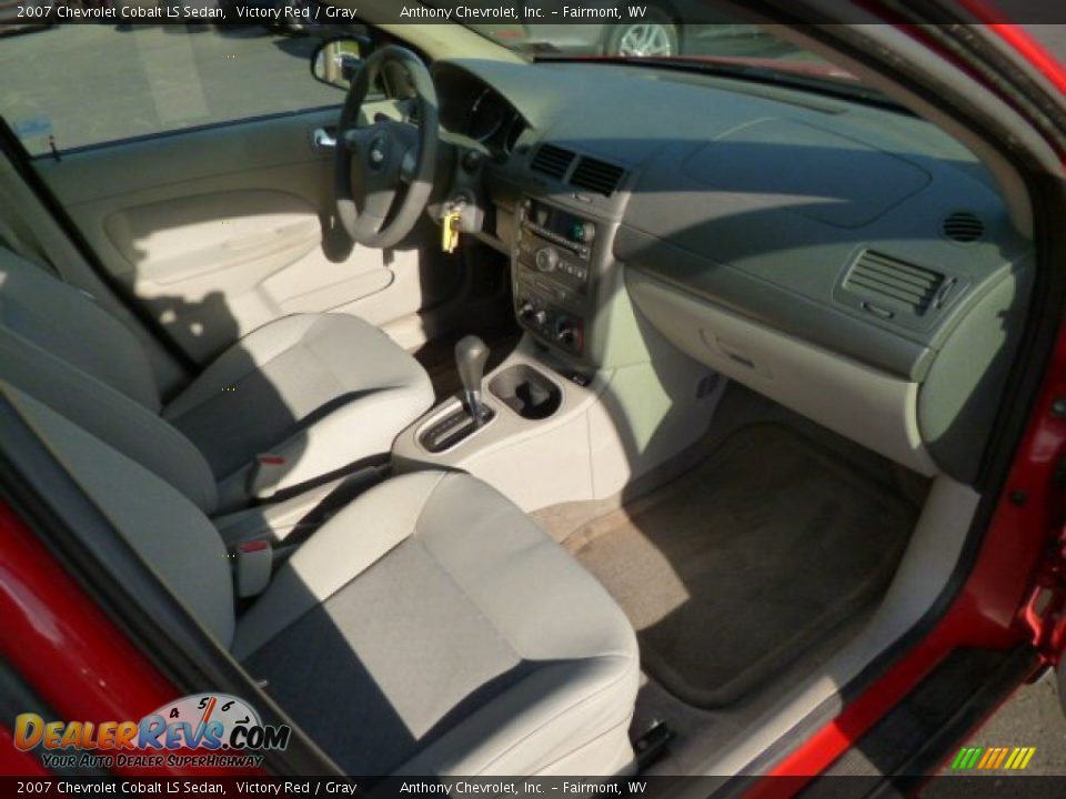 2007 Chevrolet Cobalt LS Sedan Victory Red / Gray Photo #10