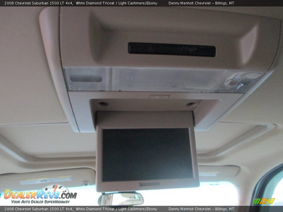 2008 Chevrolet Suburban 1500 LT 4x4 White Diamond Tricoat / Light Cashmere/Ebony Photo #11