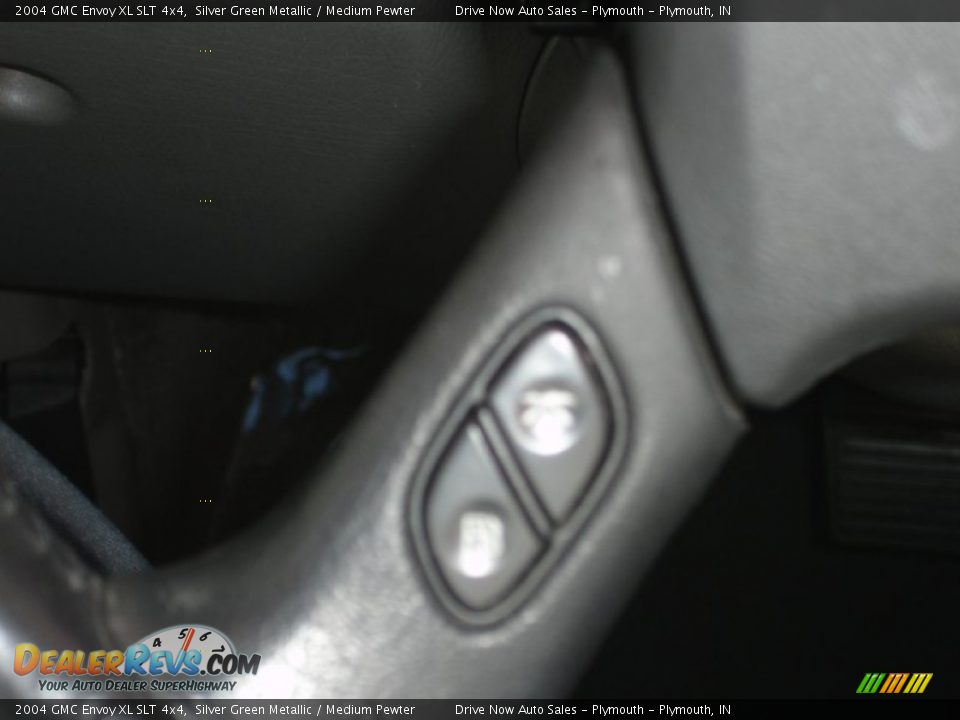 2004 GMC Envoy XL SLT 4x4 Silver Green Metallic / Medium Pewter Photo #10