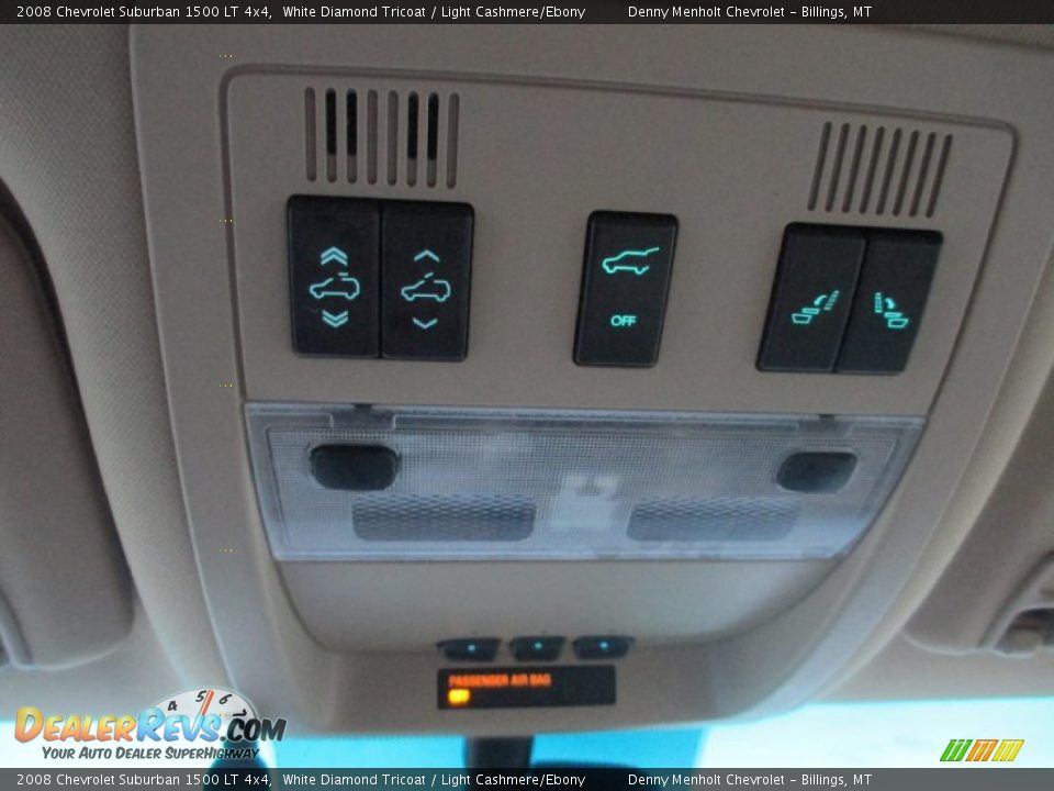 2008 Chevrolet Suburban 1500 LT 4x4 White Diamond Tricoat / Light Cashmere/Ebony Photo #20