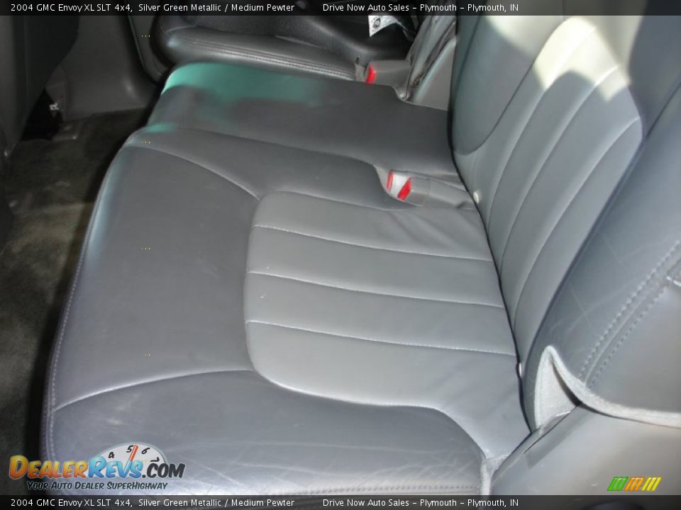 2004 GMC Envoy XL SLT 4x4 Silver Green Metallic / Medium Pewter Photo #31