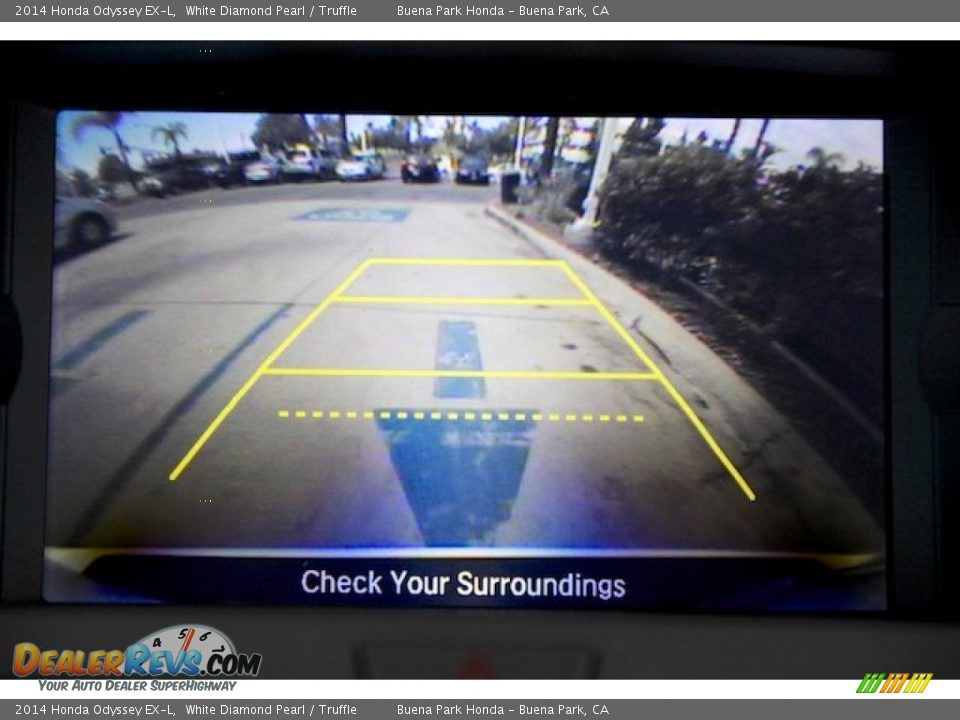 2014 Honda Odyssey EX-L White Diamond Pearl / Truffle Photo #23