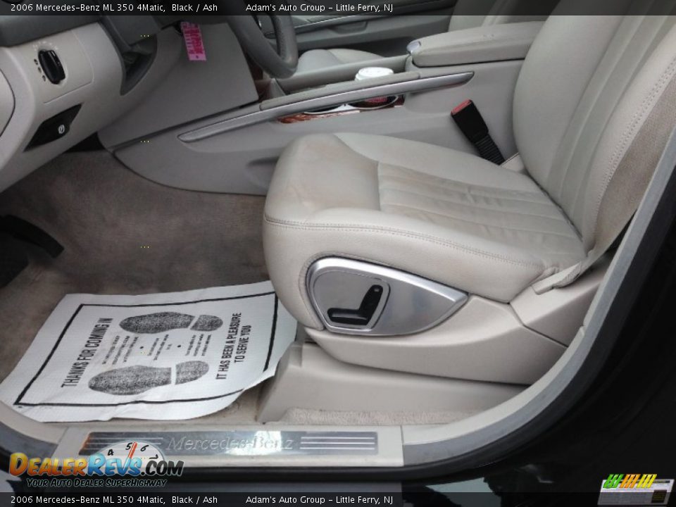 2006 Mercedes-Benz ML 350 4Matic Black / Ash Photo #11