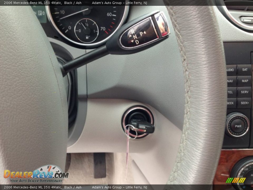 2006 Mercedes-Benz ML 350 4Matic Black / Ash Photo #16
