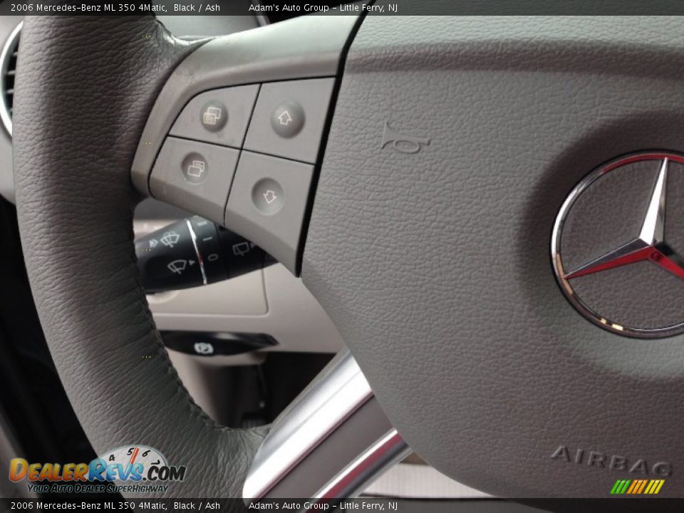 2006 Mercedes-Benz ML 350 4Matic Black / Ash Photo #17