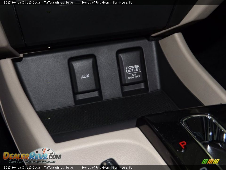 2013 Honda Civic LX Sedan Taffeta White / Beige Photo #19