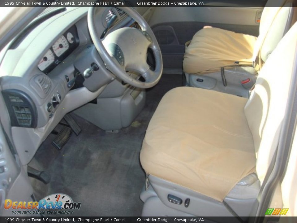 1999 Chrysler Town & Country Limited Champagne Pearl / Camel Photo #15