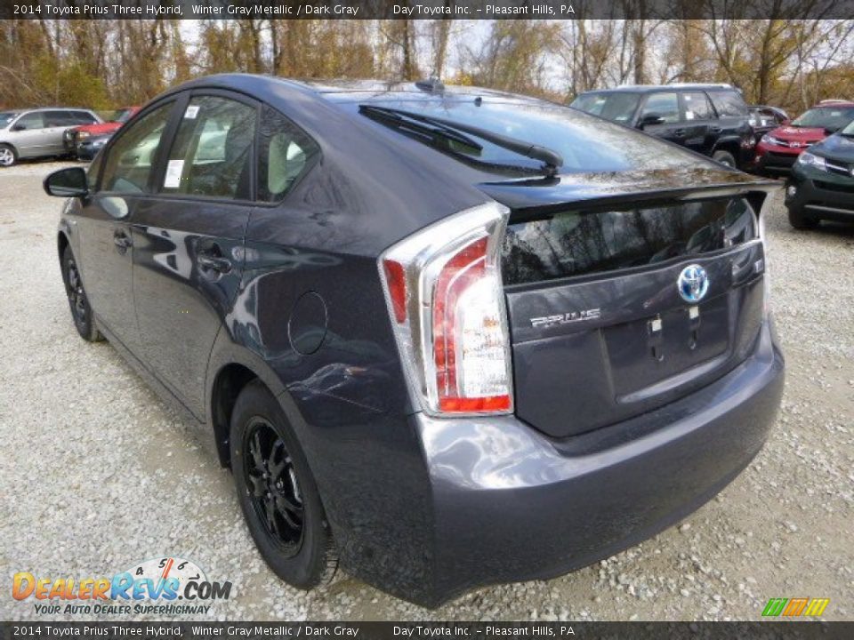 2014 Toyota Prius Three Hybrid Winter Gray Metallic / Dark Gray Photo #5