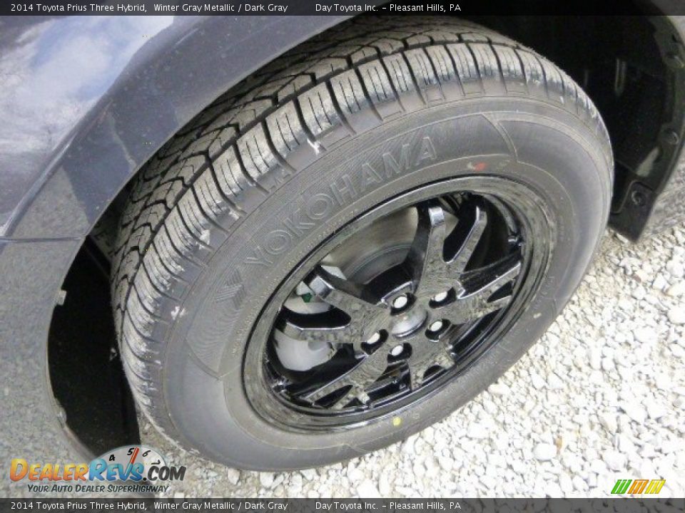 2014 Toyota Prius Three Hybrid Winter Gray Metallic / Dark Gray Photo #9