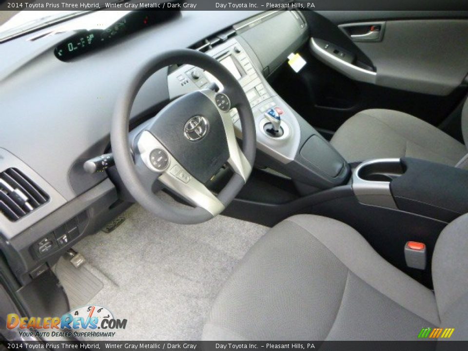 2014 Toyota Prius Three Hybrid Winter Gray Metallic / Dark Gray Photo #15