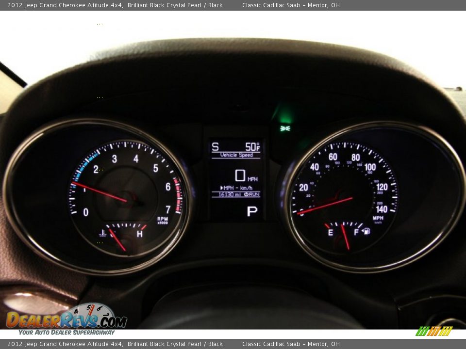 2012 Jeep Grand Cherokee Altitude 4x4 Brilliant Black Crystal Pearl / Black Photo #9