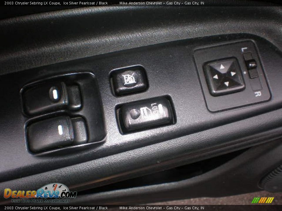 Controls of 2003 Chrysler Sebring LX Coupe Photo #6