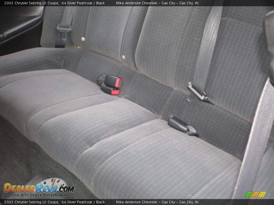 2003 Chrysler Sebring LX Coupe Ice Silver Pearlcoat / Black Photo #10