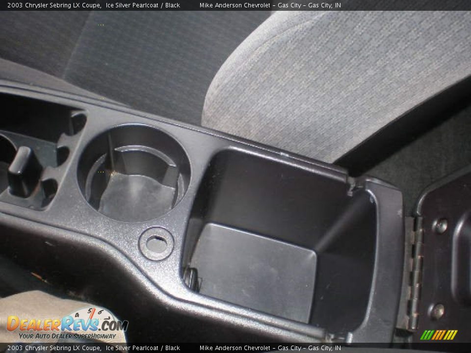 2003 Chrysler Sebring LX Coupe Ice Silver Pearlcoat / Black Photo #26
