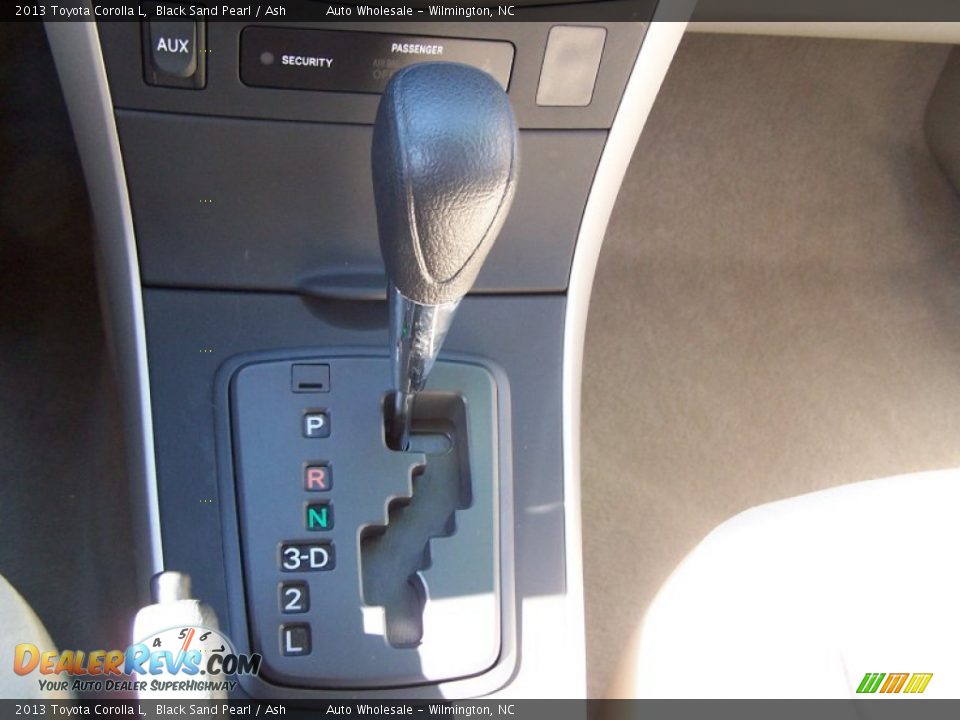 2013 Toyota Corolla L Black Sand Pearl / Ash Photo #19