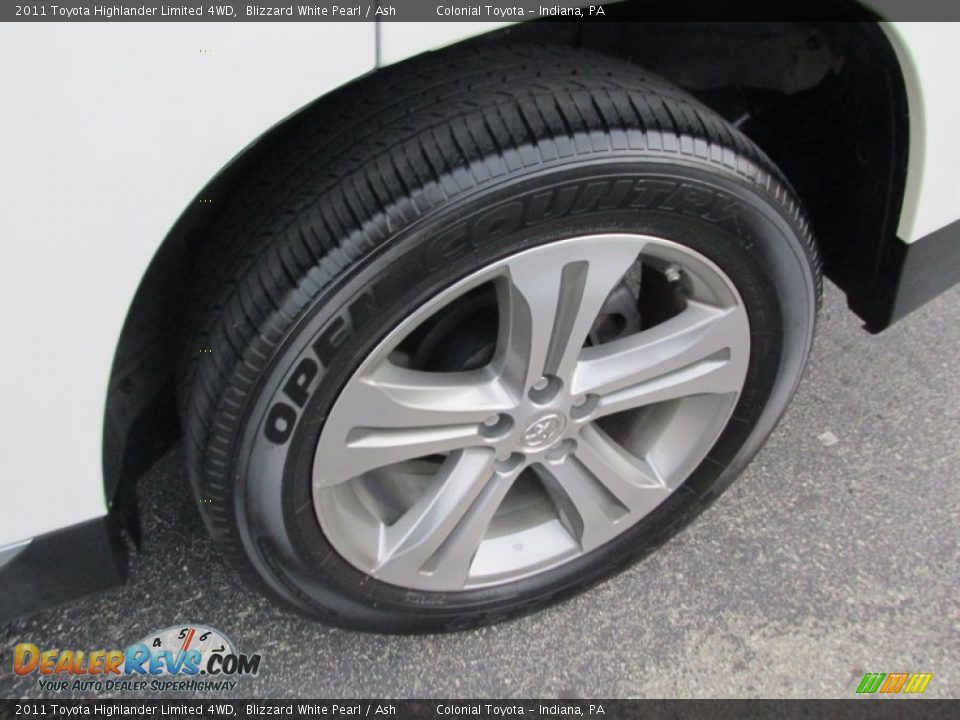 2011 Toyota Highlander Limited 4WD Blizzard White Pearl / Ash Photo #3