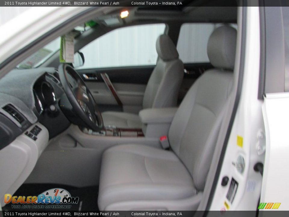 2011 Toyota Highlander Limited 4WD Blizzard White Pearl / Ash Photo #11