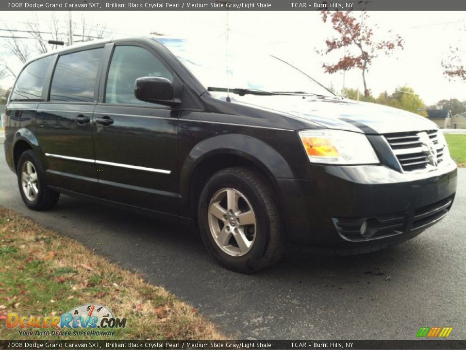 2008 Dodge Grand Caravan SXT Brilliant Black Crystal Pearl / Medium Slate Gray/Light Shale Photo #4