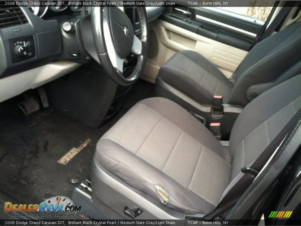 2008 Dodge Grand Caravan SXT Brilliant Black Crystal Pearl / Medium Slate Gray/Light Shale Photo #9