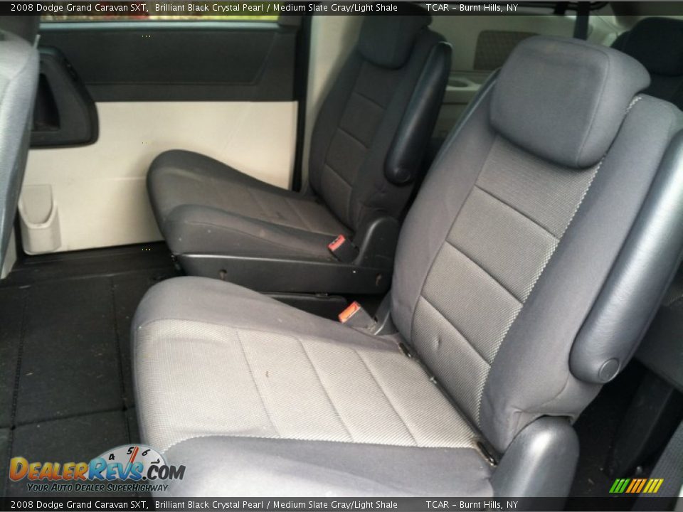 2008 Dodge Grand Caravan SXT Brilliant Black Crystal Pearl / Medium Slate Gray/Light Shale Photo #10