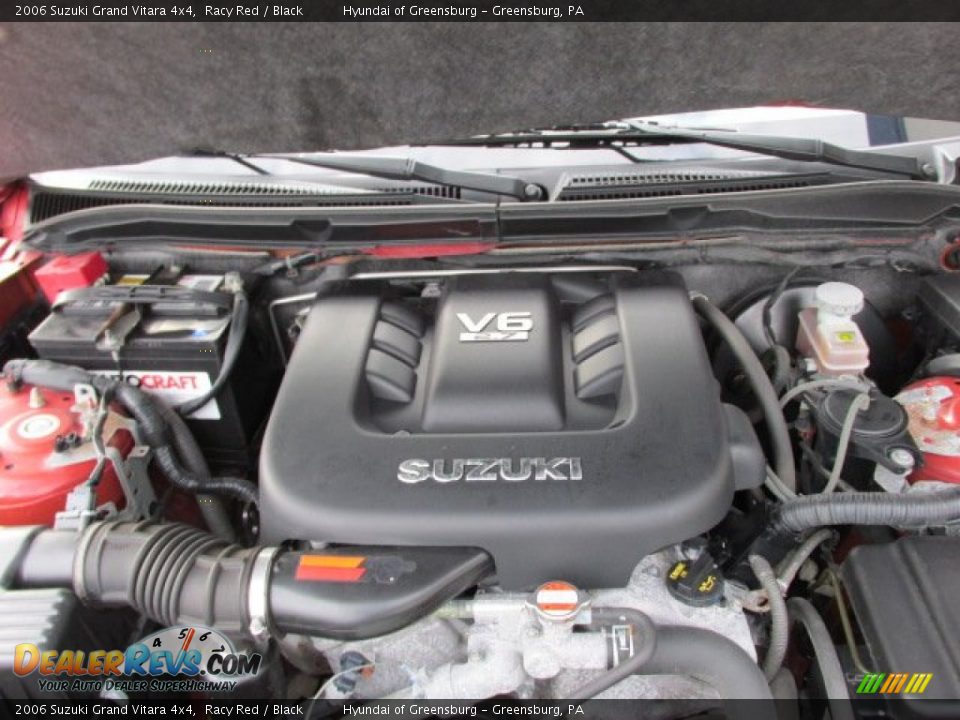 2006 Suzuki Grand Vitara 4x4 Racy Red / Black Photo #11
