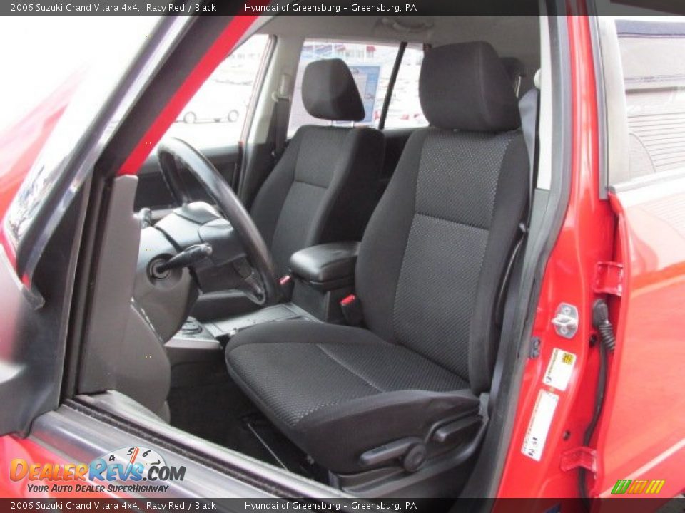 2006 Suzuki Grand Vitara 4x4 Racy Red / Black Photo #14