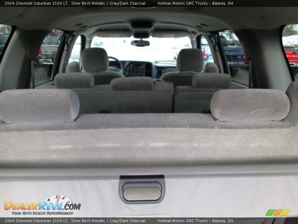 2004 Chevrolet Suburban 1500 LT Silver Birch Metallic / Gray/Dark Charcoal Photo #20
