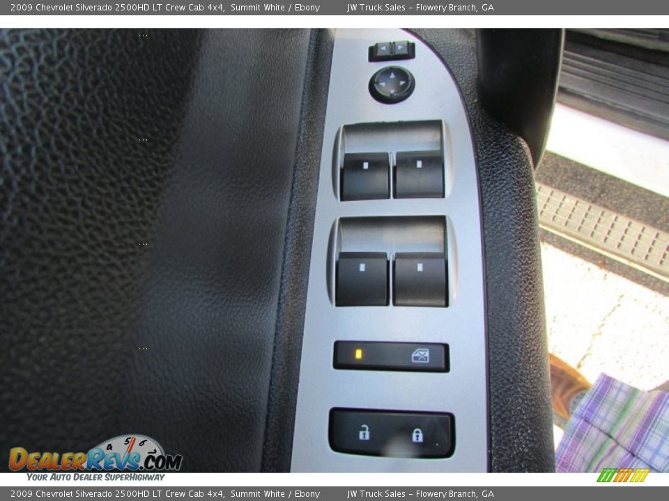 2009 Chevrolet Silverado 2500HD LT Crew Cab 4x4 Summit White / Ebony Photo #15