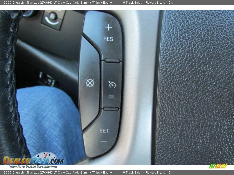 2009 Chevrolet Silverado 2500HD LT Crew Cab 4x4 Summit White / Ebony Photo #24
