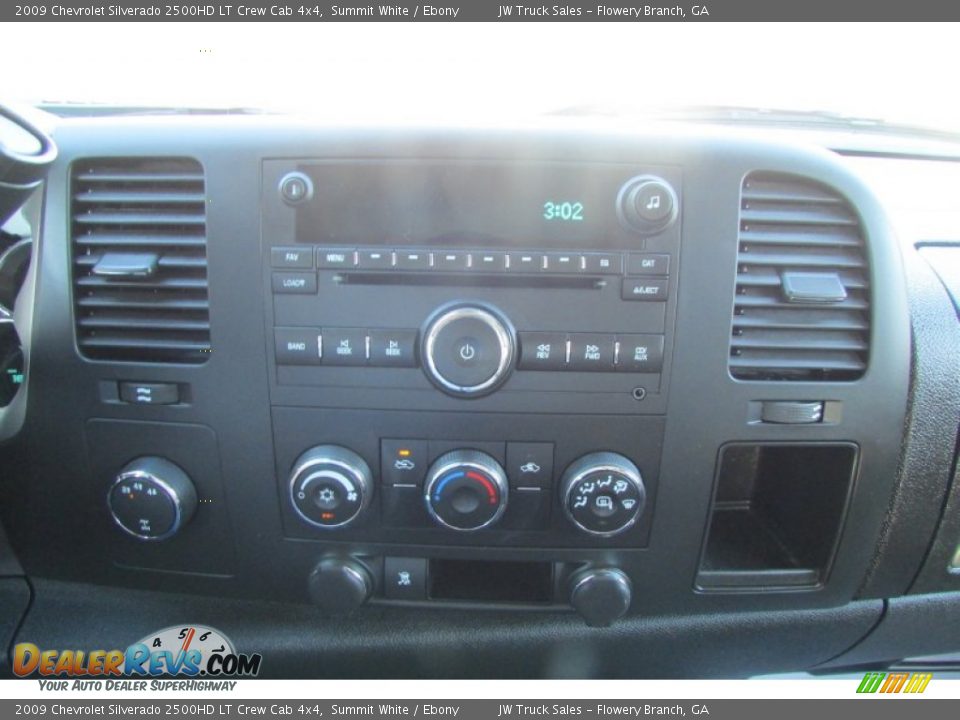 2009 Chevrolet Silverado 2500HD LT Crew Cab 4x4 Summit White / Ebony Photo #27