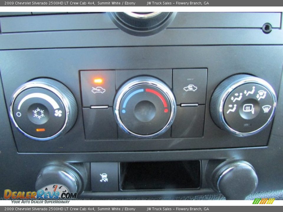 2009 Chevrolet Silverado 2500HD LT Crew Cab 4x4 Summit White / Ebony Photo #29