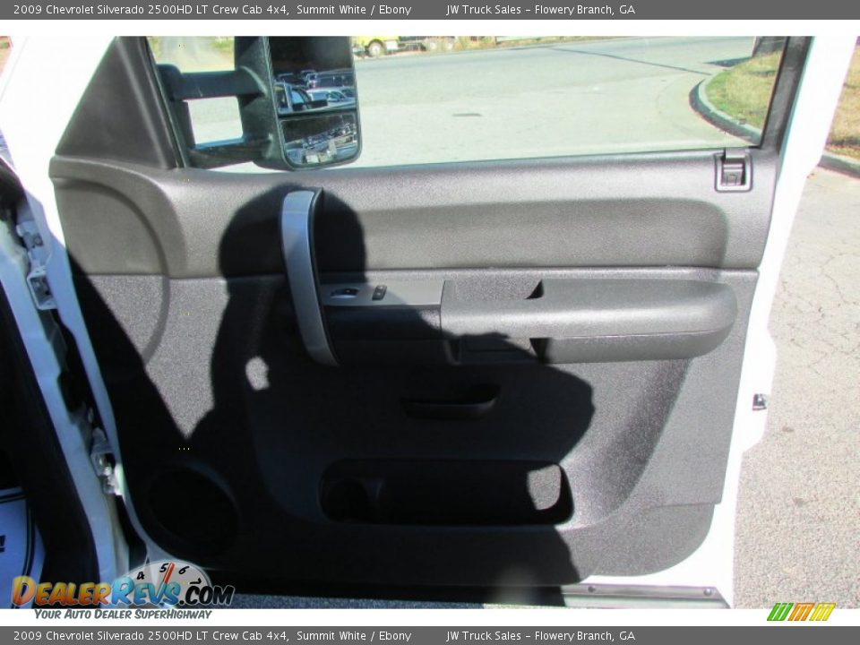 2009 Chevrolet Silverado 2500HD LT Crew Cab 4x4 Summit White / Ebony Photo #35
