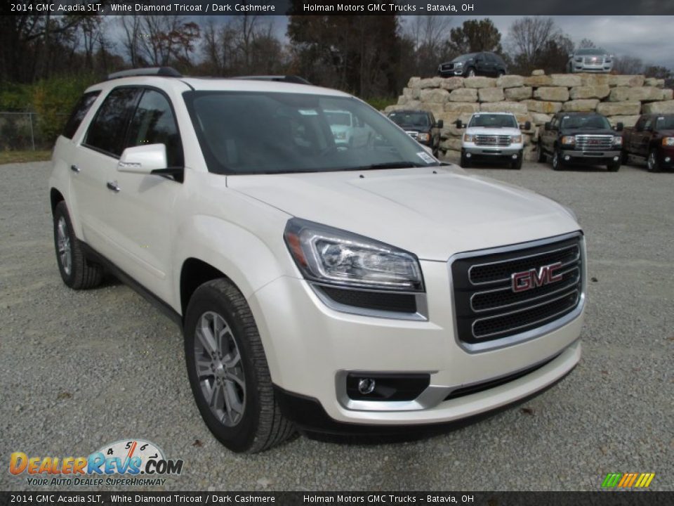 Front 3/4 View of 2014 GMC Acadia SLT Photo #2