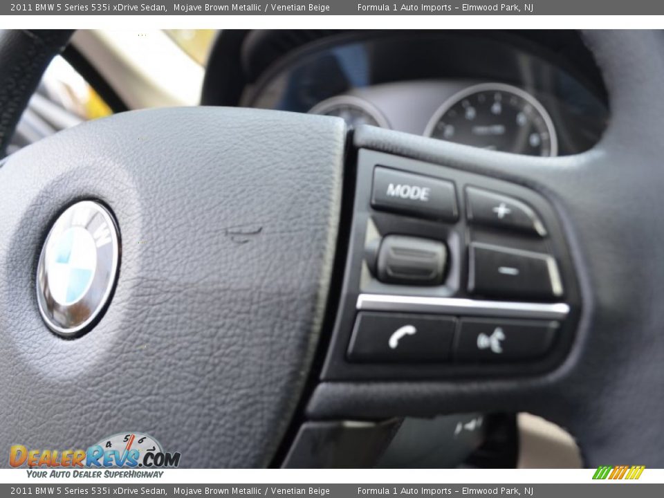 2011 BMW 5 Series 535i xDrive Sedan Mojave Brown Metallic / Venetian Beige Photo #9