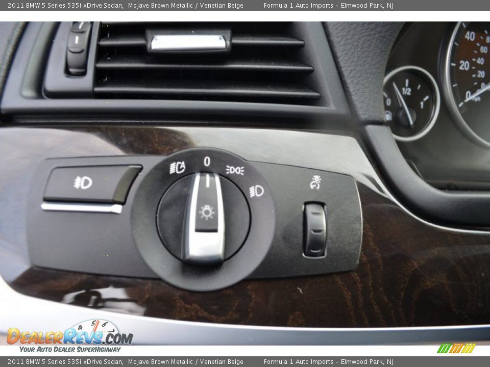 2011 BMW 5 Series 535i xDrive Sedan Mojave Brown Metallic / Venetian Beige Photo #19