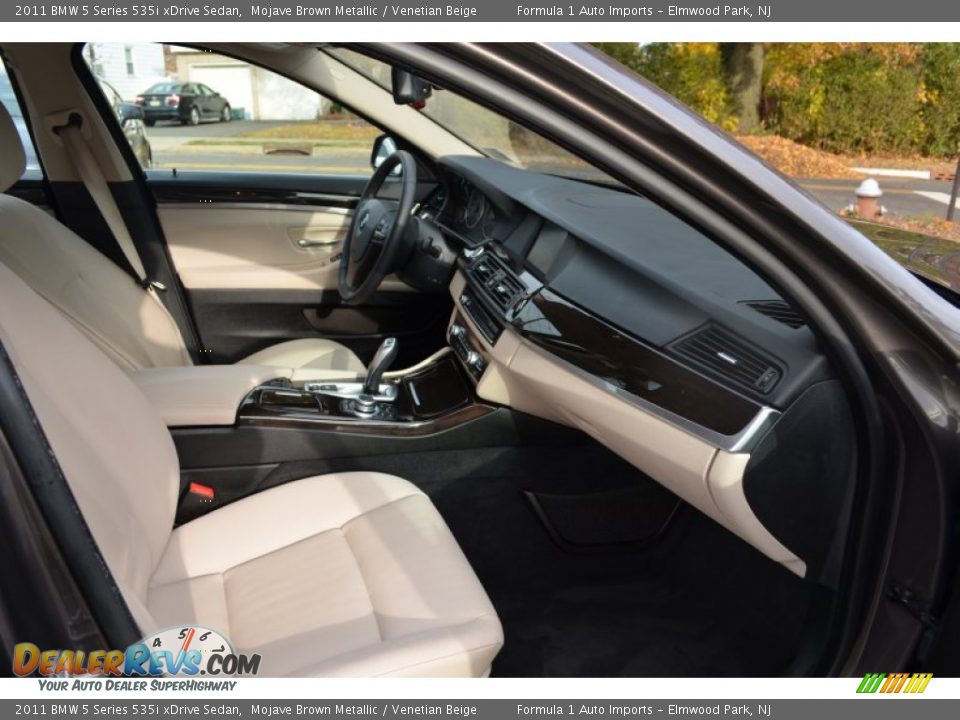 2011 BMW 5 Series 535i xDrive Sedan Mojave Brown Metallic / Venetian Beige Photo #21