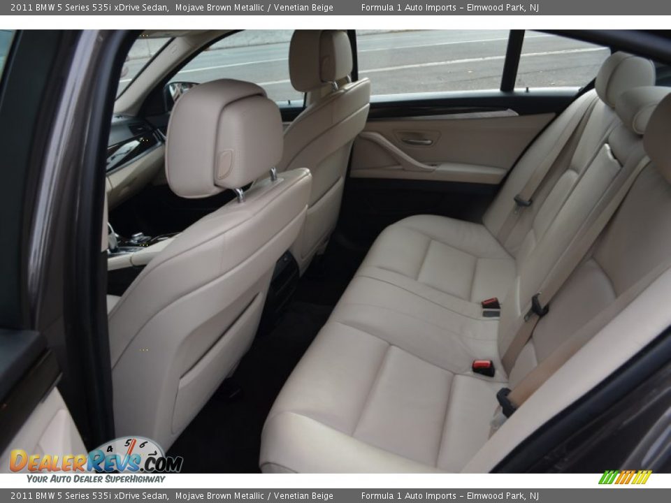 2011 BMW 5 Series 535i xDrive Sedan Mojave Brown Metallic / Venetian Beige Photo #23