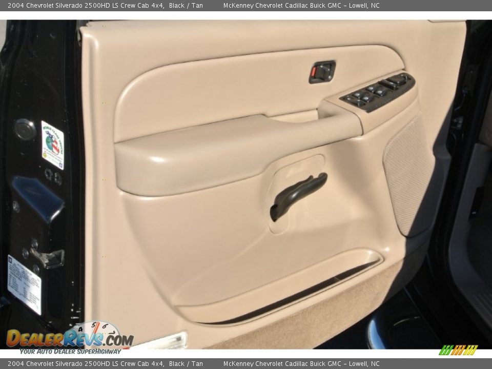 2004 Chevrolet Silverado 2500HD LS Crew Cab 4x4 Black / Tan Photo #9