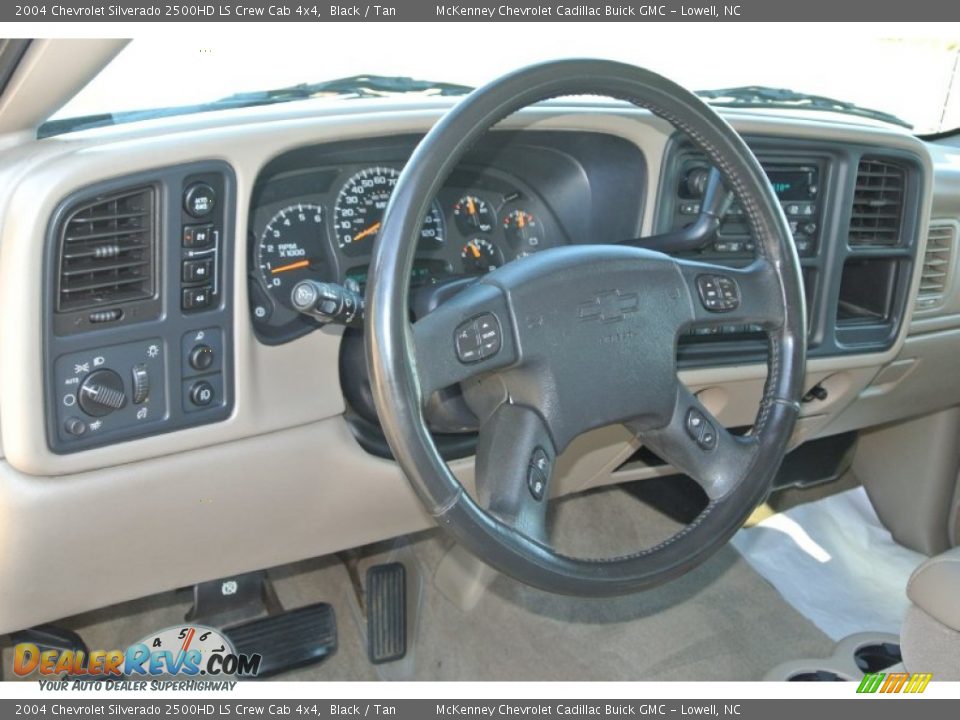 2004 Chevrolet Silverado 2500HD LS Crew Cab 4x4 Black / Tan Photo #25